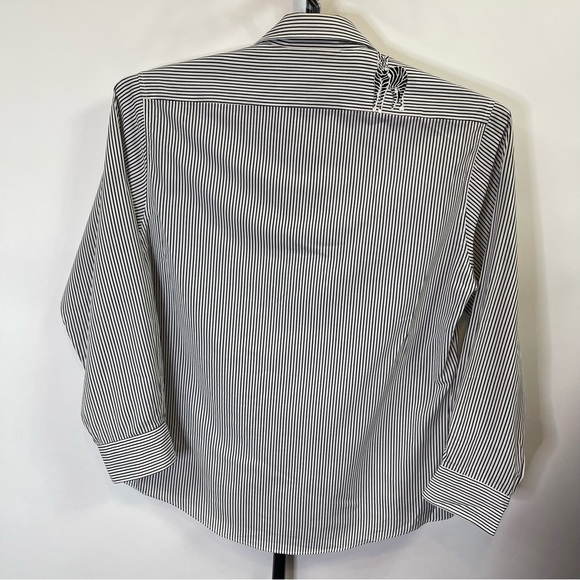 Infinity Fashions Shirt Black & White Striped Zebras on Front & Back Sz S Womens - Picture 4 of 6